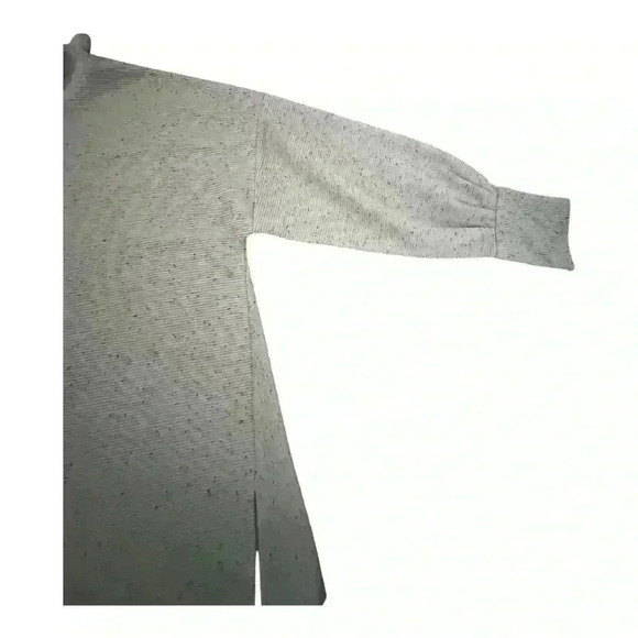 DG2 Diane Gilman Gray Speckled Turtleneck Sweater - Size M - Picture 3 of 8